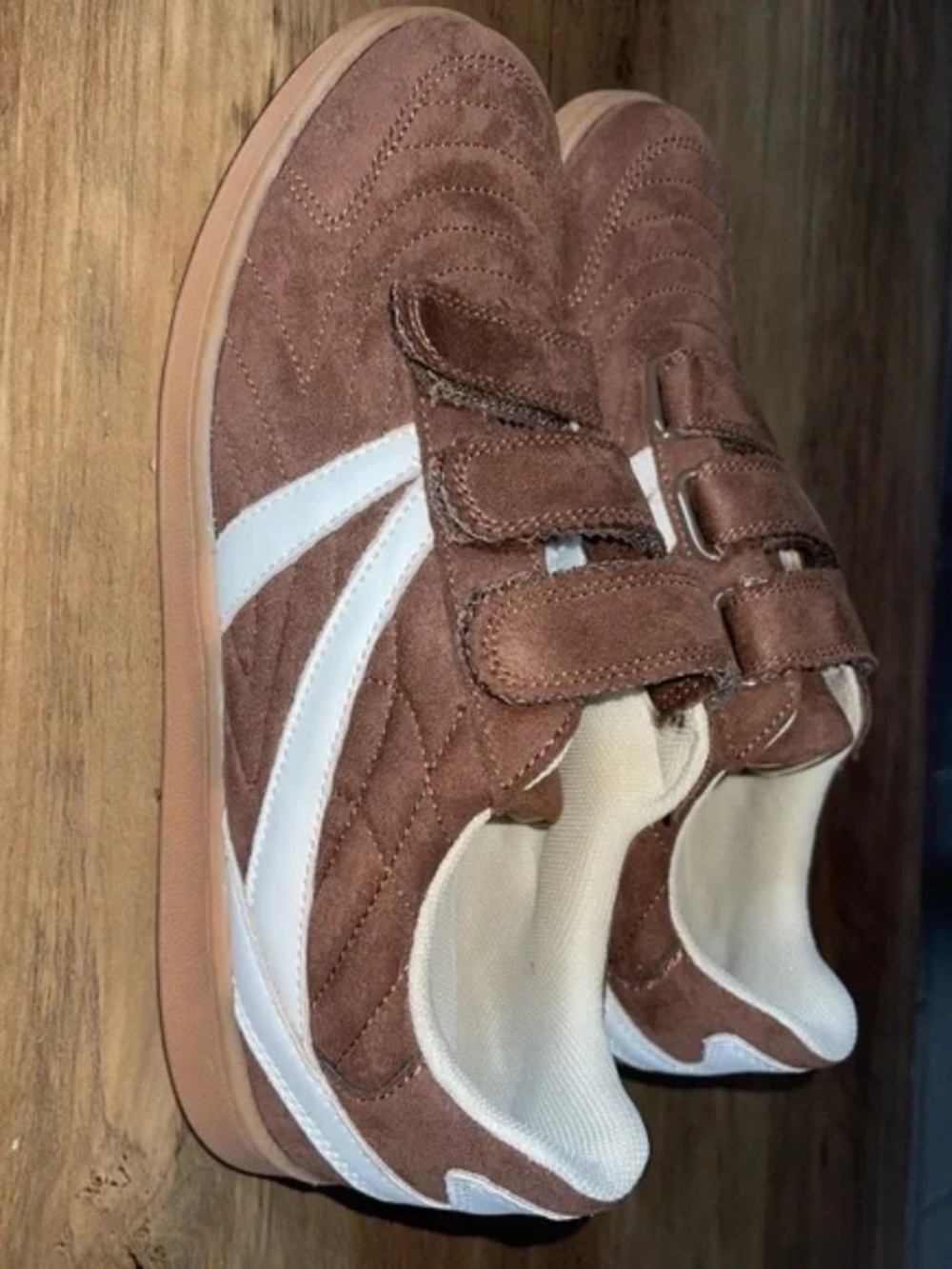 NWOT Steve Madden Chocolate Brown Macer Sneakers